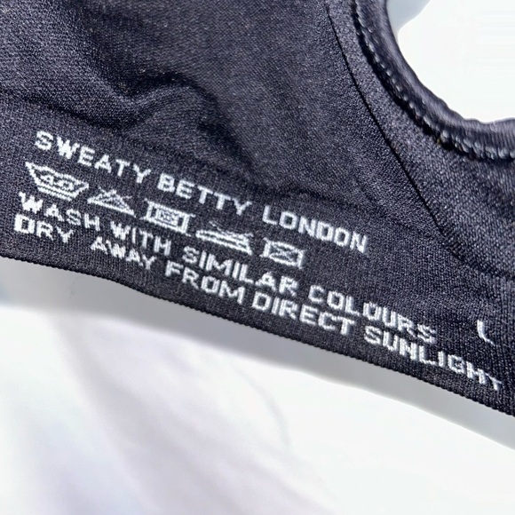 Sweaty Betty Sports Bra Solstice Strappy Crisscross-Back Lightly Padded Pull On - Picture 11 of 13
